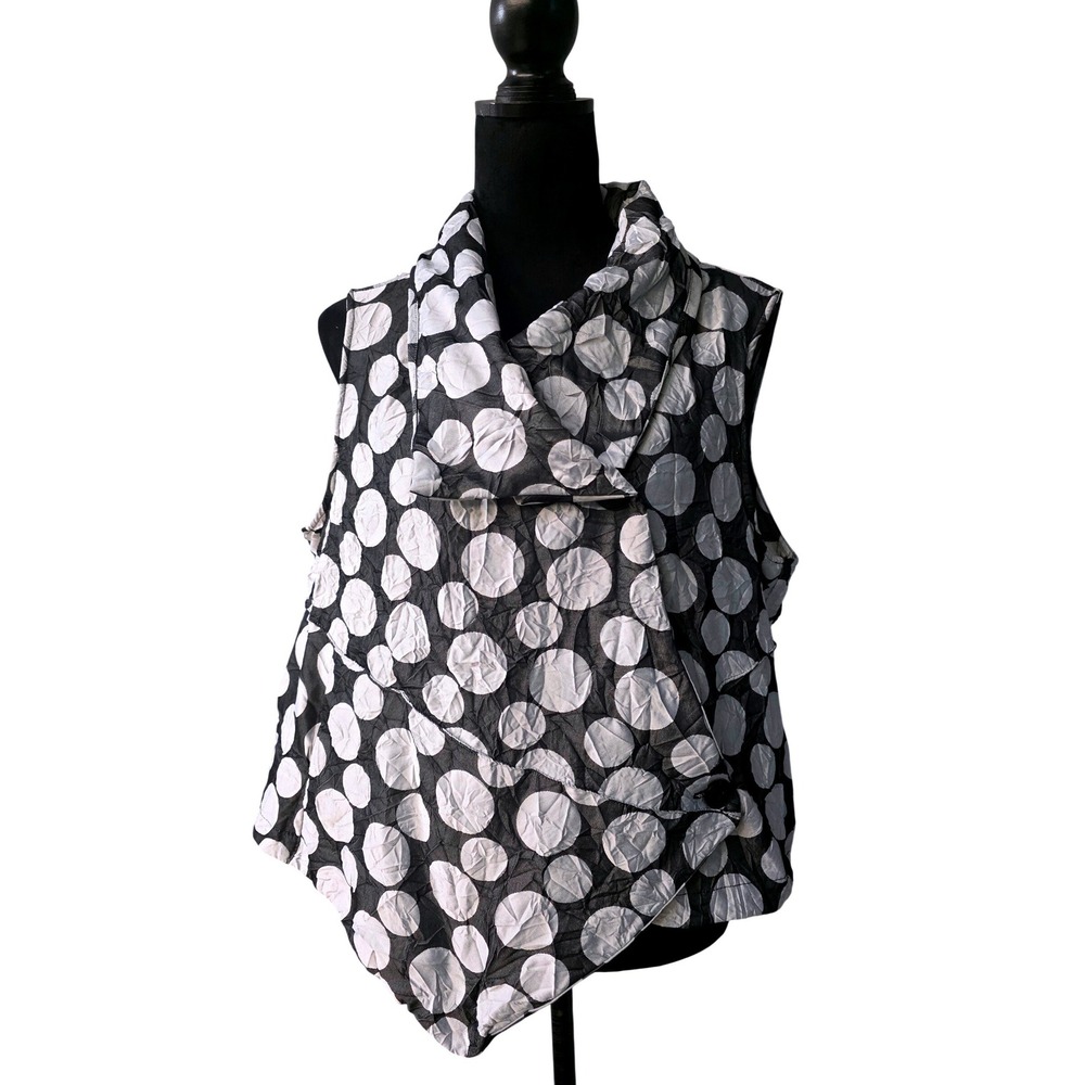 Sleeveless Polka Dot Asymmetrical Vest - Black & White